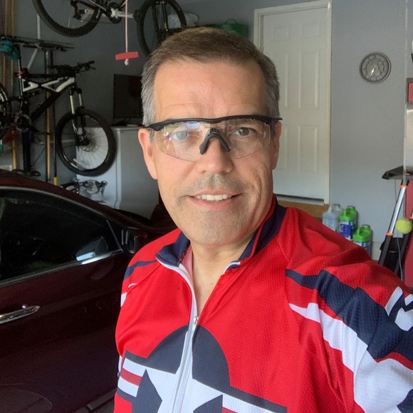 Meet your Posher, Mark - Picture 1 of 1